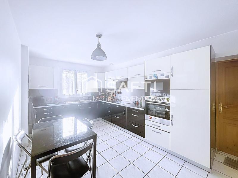 Maison - 175 m² - 7 pièces