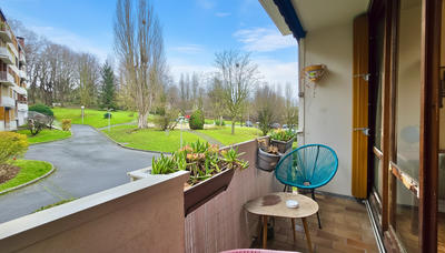 Appartement - 97 m² - 5 pièces