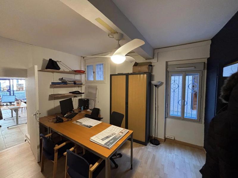 Local commercial - 74 m² - 2 pièces