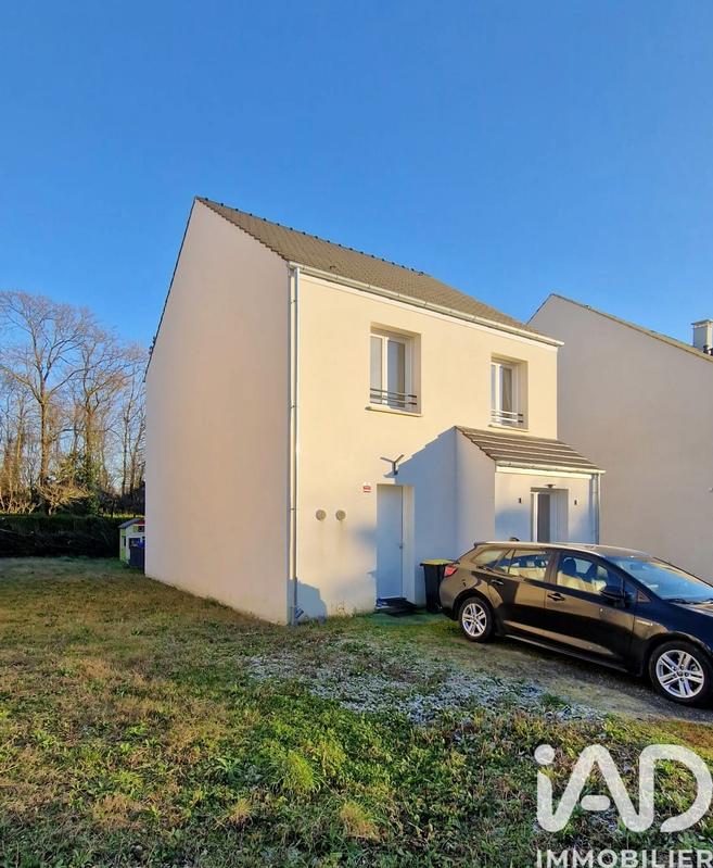 Maison - 96 m² - 6 pièces