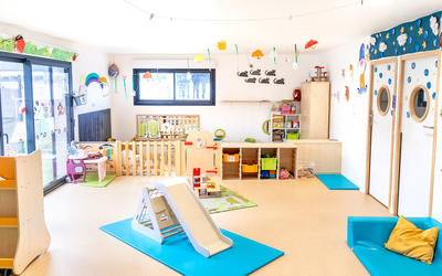 Micro-crèche Youbee For Kids “César &amp; Capucine”