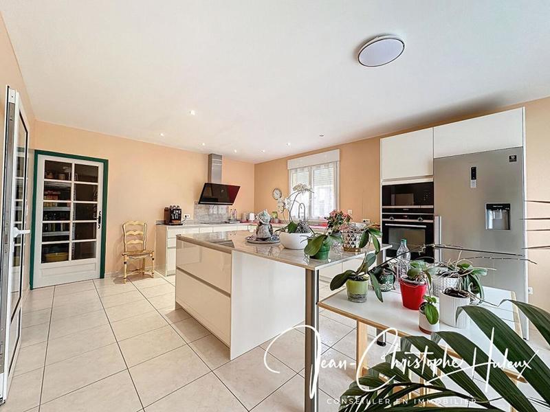 Villa - 190 m² - 6 pièces