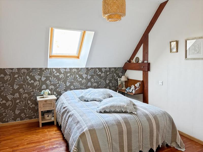 Maison - 179 m² - 8 pièces