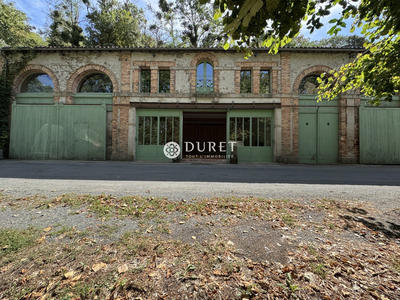 Local d'activités - 64 m²