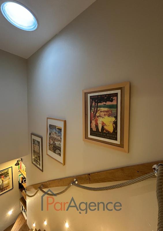 Maison - 177 m² - 7 pièces