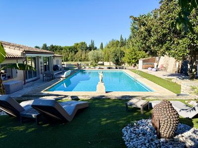 Villa - 280 m² - 8 pièces