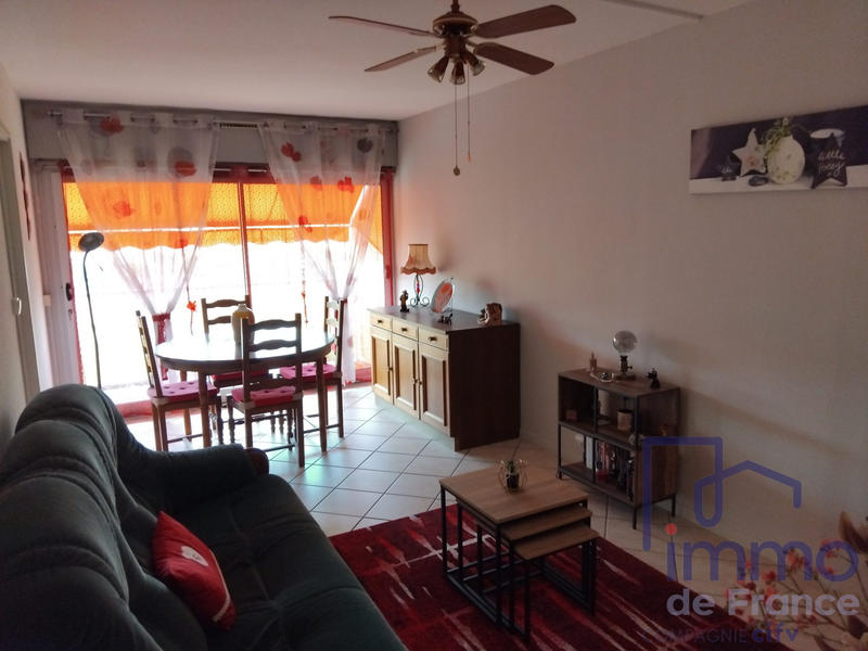 Appartement - 65 m² - 4 pièces