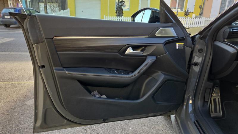 Peugeot 508 Sw 1.6 Puretech 360 Hybrid4 200 Eat8 Pse - Automatique Toit ouvrant