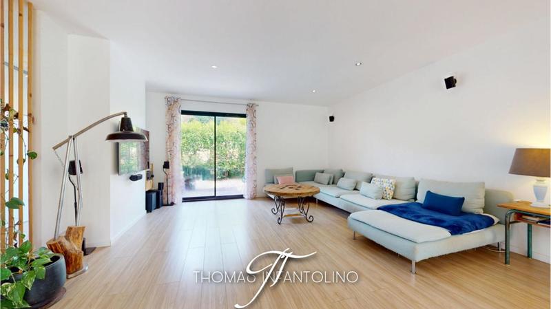 Maison - 140 m² - 4 pièces