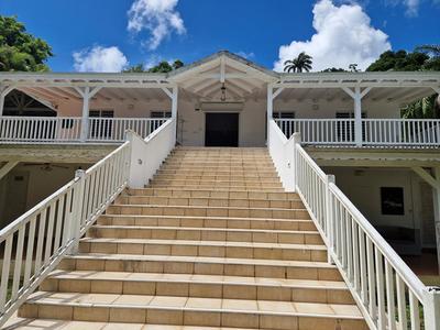 Maison - 279 m² - 7 pièces