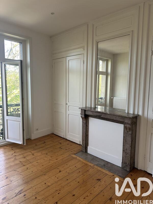 Appartement - 95 m² - 3 pièces