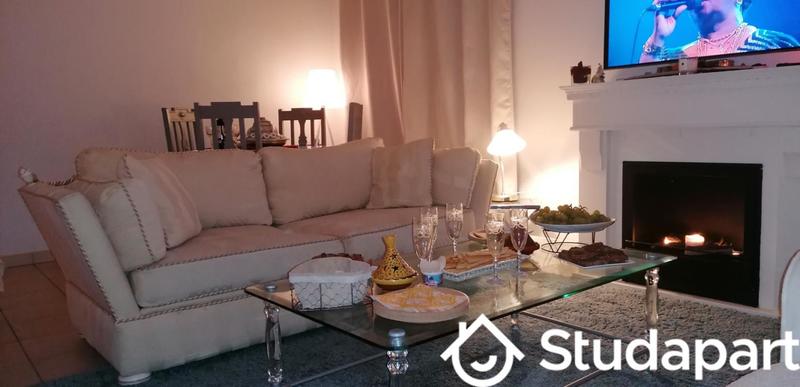 Chambre - 15 m² - 1 pièce