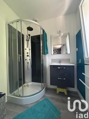 Maison - 182 m² - 8 pièces