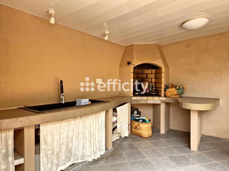 Maison - 163 m² - 5 pièces