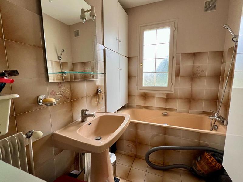 Maison - 162 m² - 6 pièces