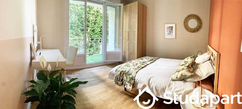 Chambre - 14 m² - 1 pièce