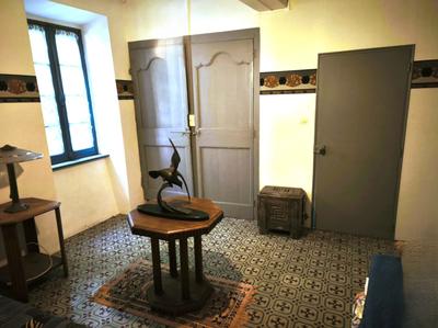 Maison ancienne - 102 m² - 8 pièces
