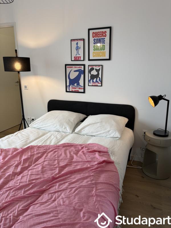 Chambre - 9 m² - 1 pièce