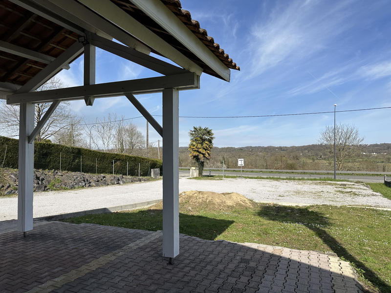 Local commercial - 197 m²