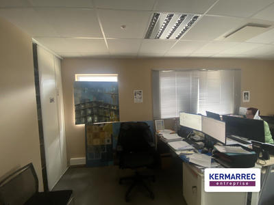 Bureau - 90 m²