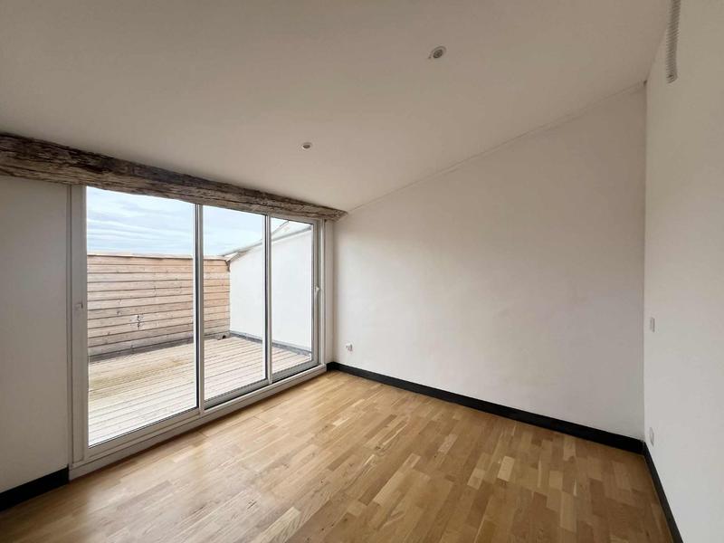 Appartement - 106 m² - 4 pièces