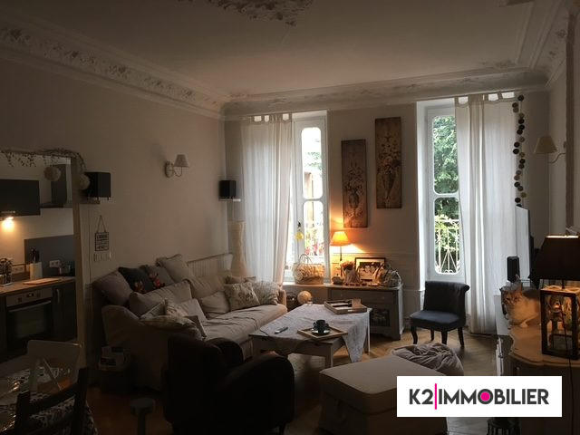 Appartement - 87 m² - 3 pièces