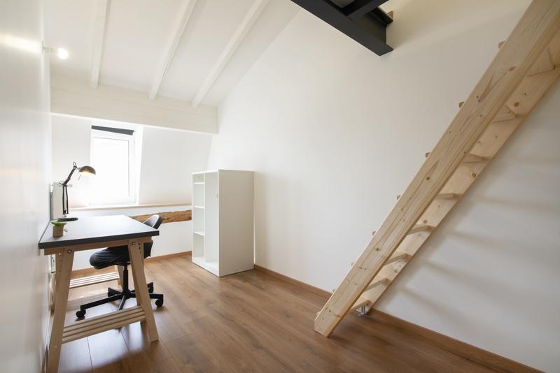 Appartement - 84 m² - 6 pièces