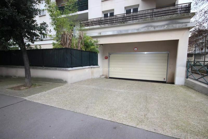 Parking / Garage - 13 m²