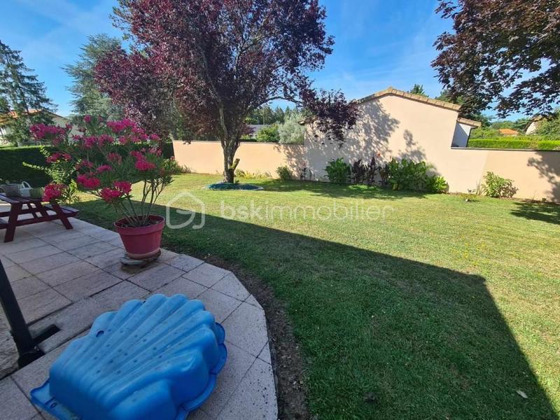 Maison traditionnelle - 134 m² - 6 pièces