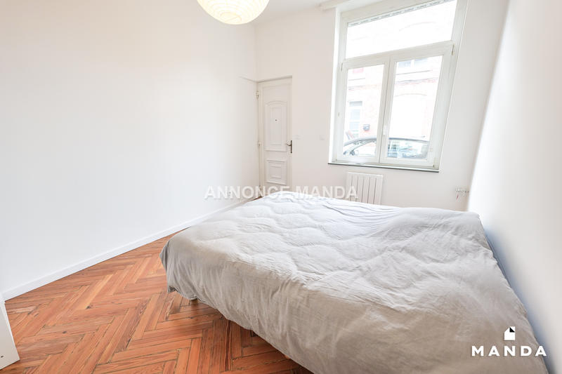 Chambre - 10 m² - 5 pièces