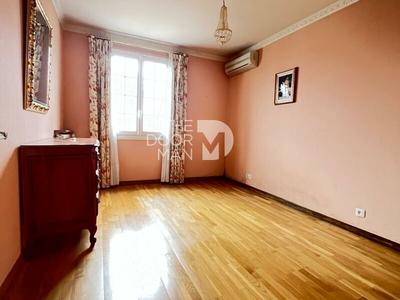 Maison - 129 m² - 5 pièces