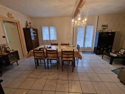 Maison - 80 m² - 4 pièces