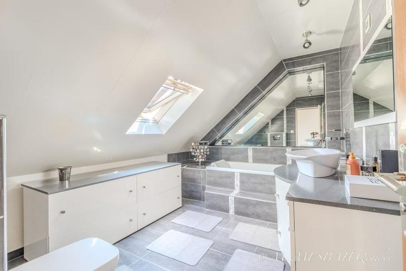 Maison - 155 m² - 6 pièces