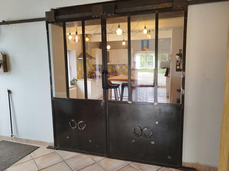 Maison - 221 m² - 10 pièces