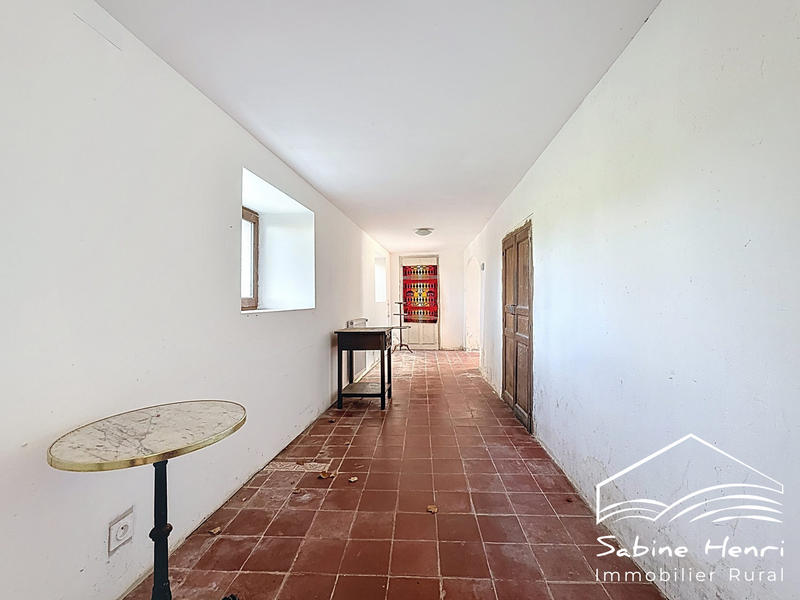 Maison ancienne - 260 m² - 8 pièces
