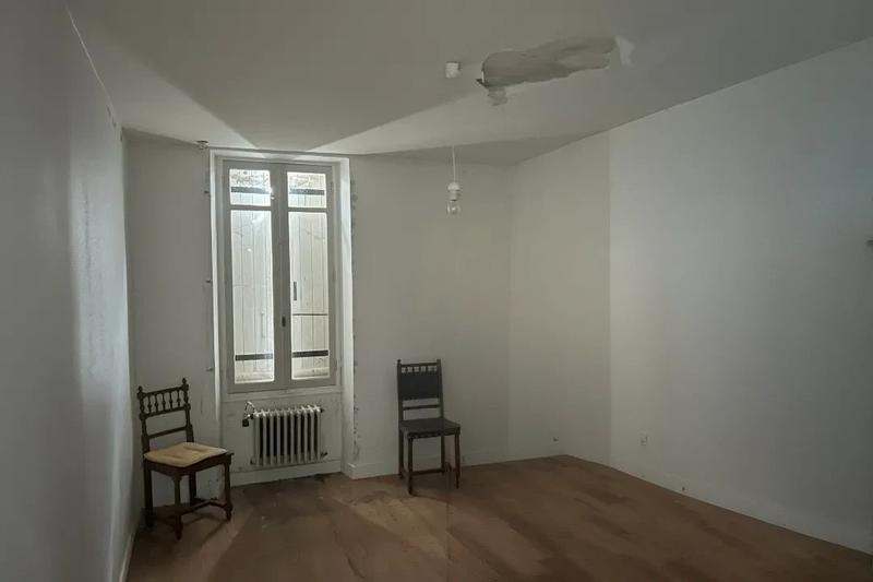 Maison - 232 m² - 8 pièces