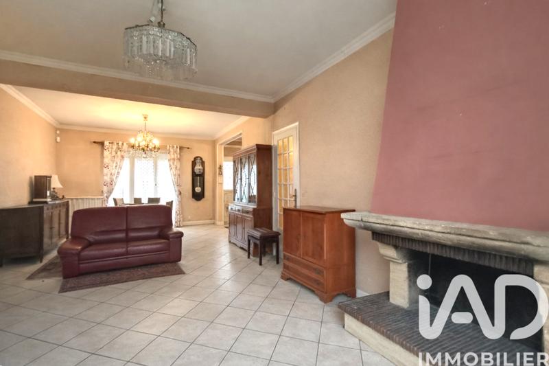 Maison - 219 m² - 10 pièces