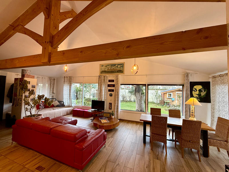 Maison - 144 m² - 6 pièces