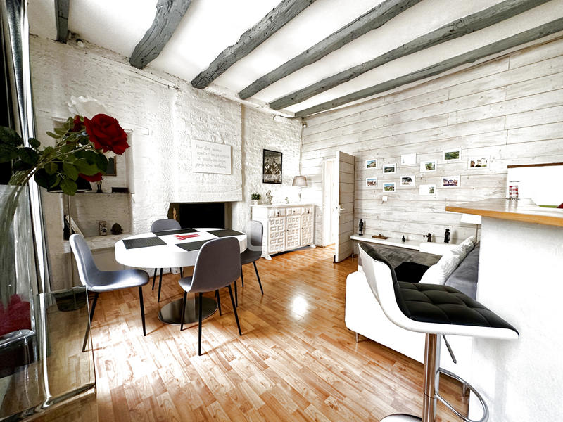 Maison - 160 m² - 10 pièces