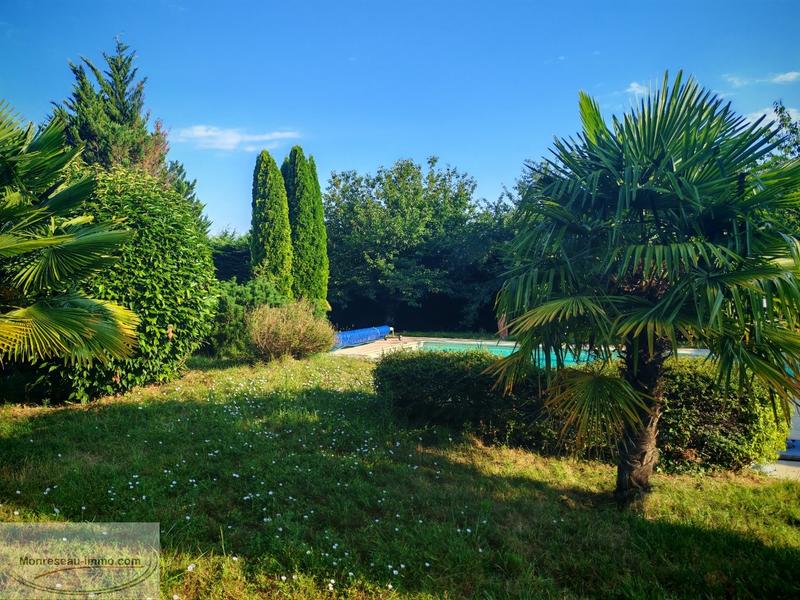 Maison - 197 m² - 7 pièces