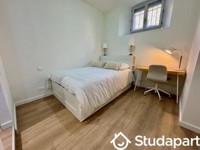 Chambre - 11 m² - 1 pièce
