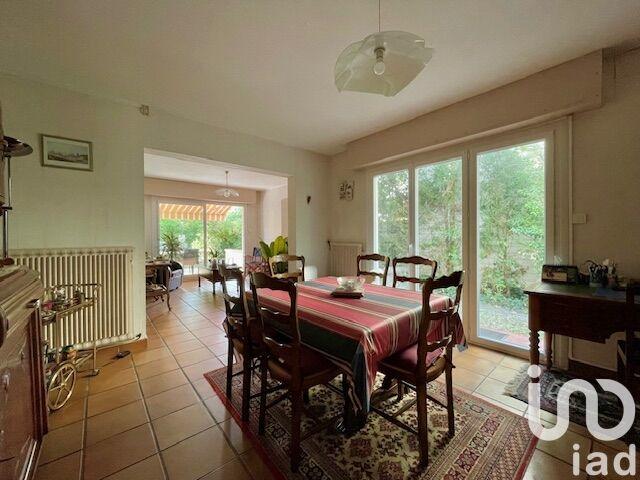 Maison - 143 m² - 7 pièces