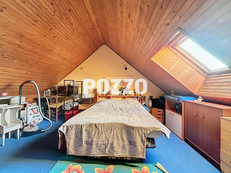 Maison - 93 m² - 5 pièces