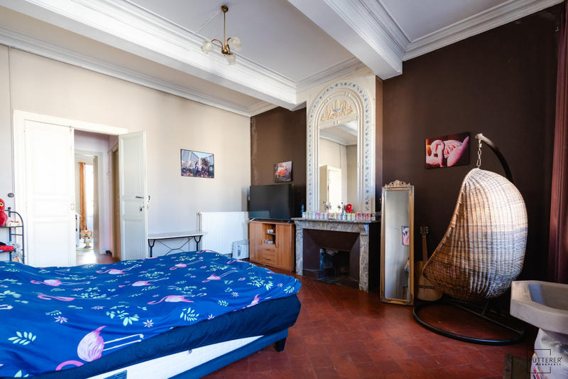 Maison - 349 m² - 12 pièces