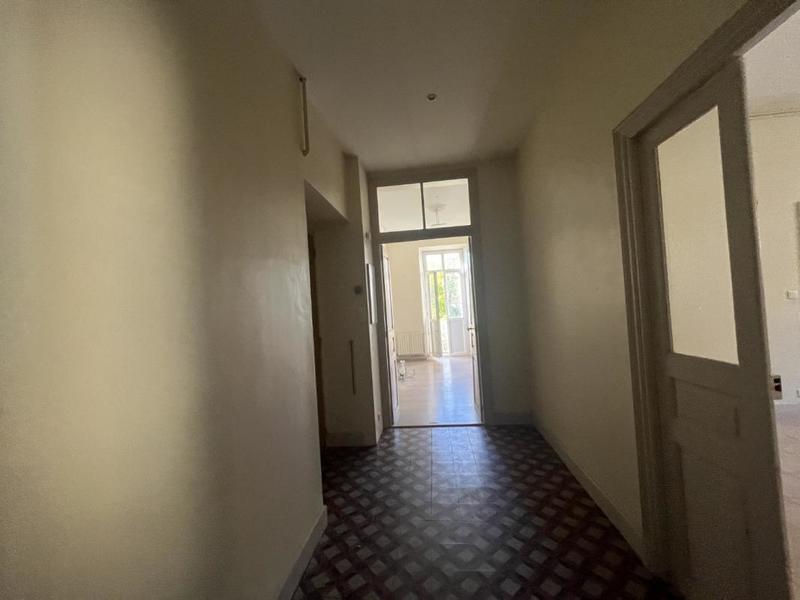 Appartement - 169 m² - 7 pièces