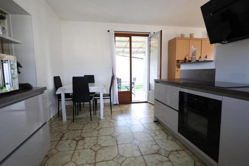 Propriété - 156 m² - 5 pièces