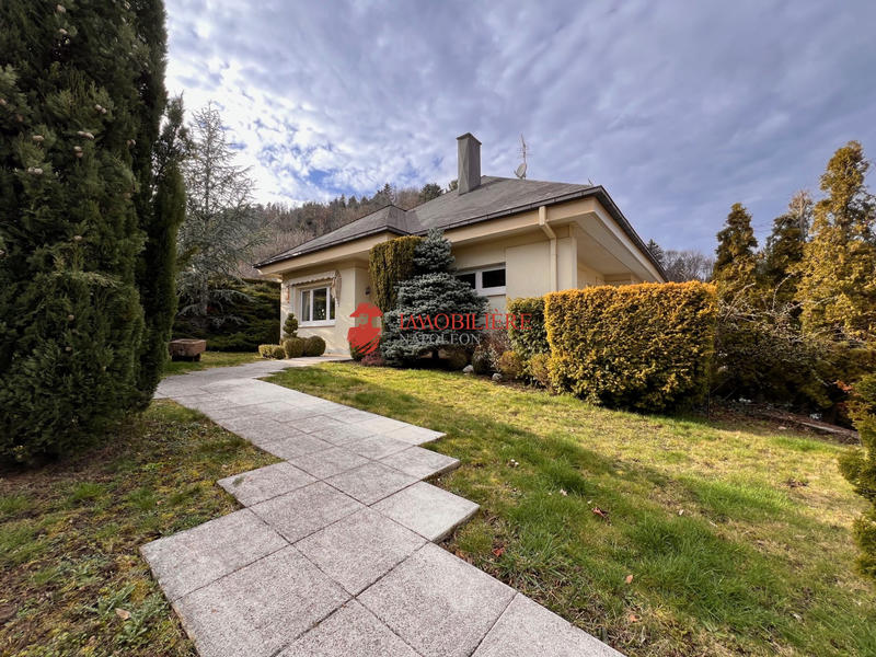 Maison - 140 m² - 5 pièces