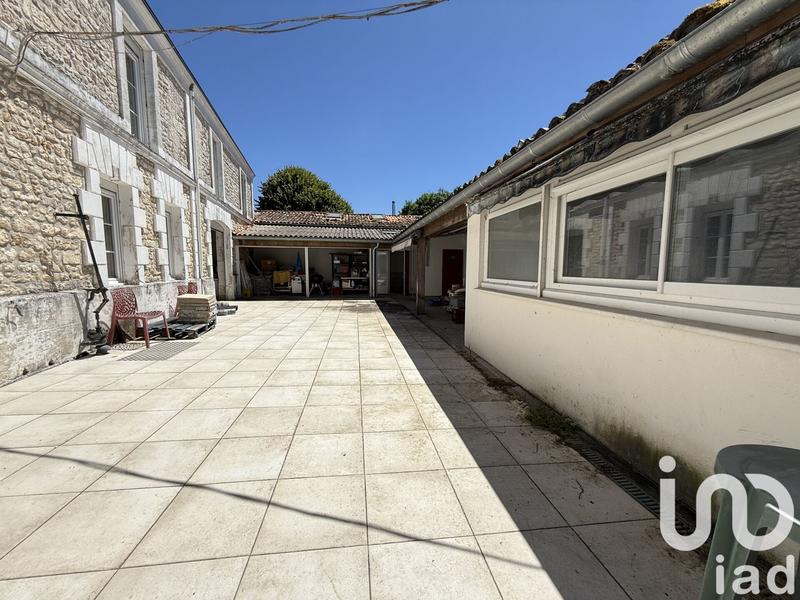 Maison de ville - 350 m² - 7 pièces