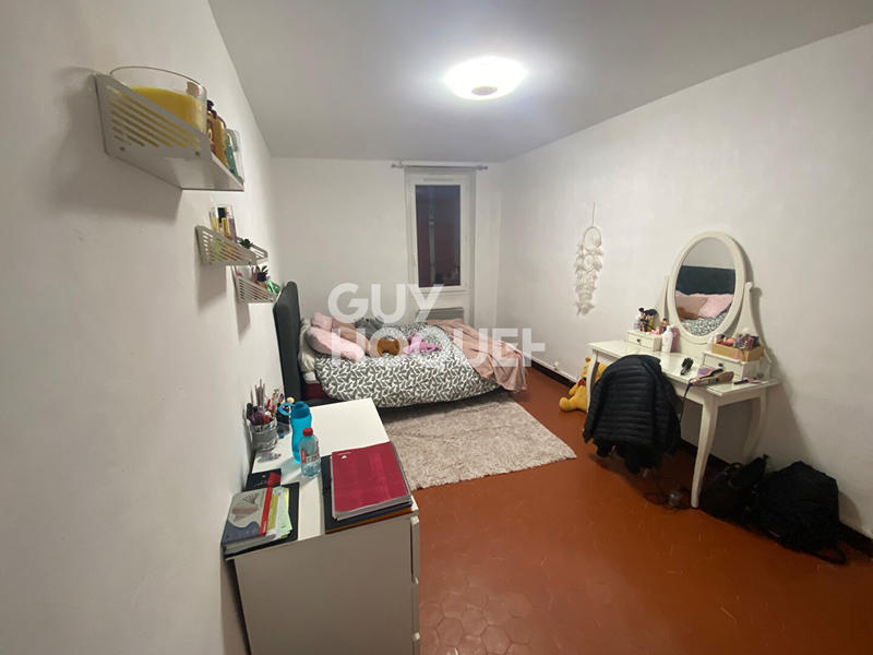 Appartement - 90 m² - 3 pièces