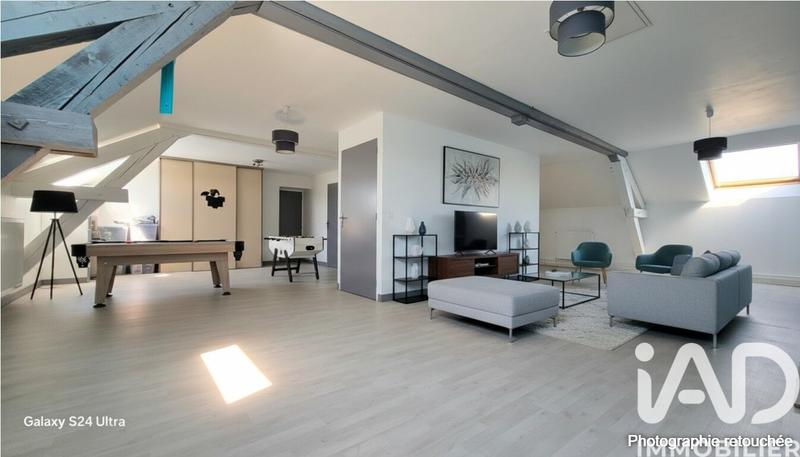 Maison - 295 m² - 10 pièces